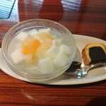 横浜中華街 重慶飯店 - 本日のデザート二種