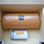 ペストリーショップ - マンゴーのロールケーキ