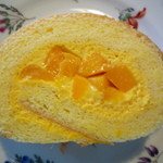 ペストリーショップ - マンゴーたっぷり！意外なほど甘さ控えめ。