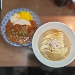 ヌードル＆スパイスカレー 今日の1番 - 
