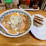 らーめん とんちんかん - 2024年12月　麦みそ豚々麺＋手作りぎょうざ（3個）　970＋240円