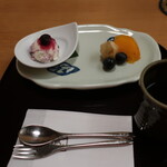 定山渓第一寶亭留　翠山亭 - 