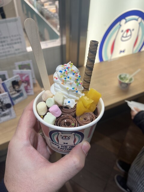 ROLL ICE CREAM FACTORY 渋谷・TOHOシネタワー店 (ロール ROLL ICE CREAM FACTORY 渋谷・TOHOシネタワー店 (ロール