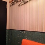 カラオケオンステージ - 201406  オンステージ 　室内（座席より右まわり）⇒