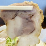 青竹手打ラーメン 日向屋 - ▪︎チャーシュー