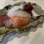 立ち寿司ホルモン　新鮮や！ - 