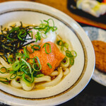 ヨコクラうどん - 温玉明太ぶっかけ