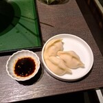 馬子禄 牛肉面 - 餃子