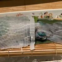 対馬のどぐろとイカ活き造り 博多 魚蔵 都ホテル店 - 