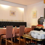 蔭山樓 - テーブル席