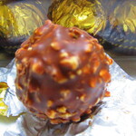 ジュピター - 料理写真:フェレロ ロシエ16個入り 853円(税込)【2024年12月】