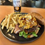 髙橋バーガー - 2024.12マンスリーバーガー かぼちゃのクリームマッシュ