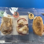 増友商店 - ２年前にはなかった「珍味笹かま」は３種類のセットです！