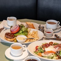 37 Steakhouse & Bar - 