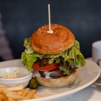 37 Steakhouse & Bar - 