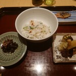 青蓮院門跡前 月おか - ご飯登場