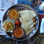 インドネパール料理バンバーティカ - 2カレーセット(バターチキン、キーマ)