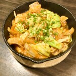 ピッツエリアバール　CACTUS　D'ORO - ・国産牛ホルモンとキムチのガーリックソテー