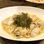 ピッツエリアバール　CACTUS　D'ORO - ・広島牡蠣とトマトの和風ペペロンチーノ　生パスタ（乾麺に変更）