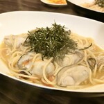 ピッツエリアバール　CACTUS　D'ORO - ・広島牡蠣とトマトの和風ペペロンチーノ　生パスタ（乾麺に変更）
