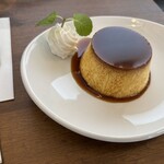 名曲カフェ エグモント - 定番プリン、おいしい