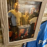 焼肉 わがんせ - ウルフアーロンや沢山の有名人の写真や色紙が飾ってありました。