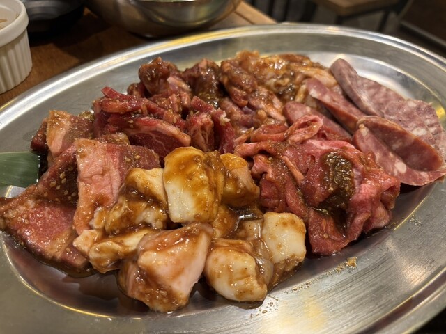 taishuu horumon yakiniku kemuriki Kurokawa Ekimae Ten photo 2