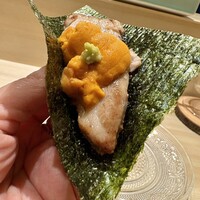 恵比寿 鮨 はつめ - マグロ脳天ブーケ！