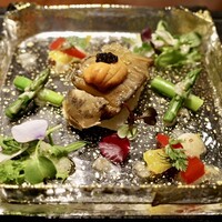 TOKYO KAIKAN 會 - 鮑の洋酒蒸し キャビアと雲丹のあしらい 爽やかな冷製仕立て