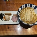 貪瞋癡 - 氷見産煮干しラーメン