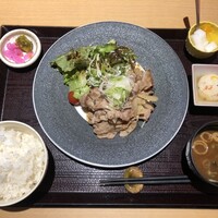 江戸前肉割烹 宮下 - 