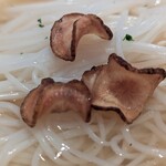 デフィ・ジョルジュマルソー - 牛蒡のチップが美味しかった