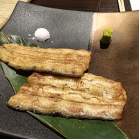 割烹蒲焼 横浜八十八 NEWoMan横浜店 - 白焼き大好物！山葵が合う！
