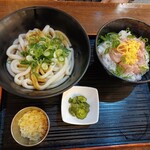めん処 伊勢屋 - 