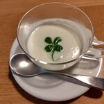 パパバジィ - 蕪のポタージュ