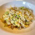 萬珍樓點心舗 - もちぶたと野菜の炒飯、野菜のシャキシャキ感が残っていて良い