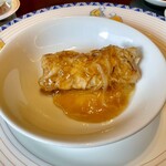 萬珍樓點心舗 - 筍の湯葉巻き、シャキシャキのたけのこが良い