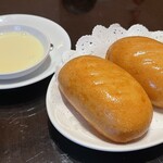 萬珍樓點心舗 - 揚げ花巻 練乳添え　360円、甘くて美味しい