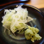 かみしろや - 多分、適当に切られたのでしょうが、凄みを感じる切りです。