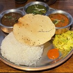 シバカリーワラ - 3種カレー