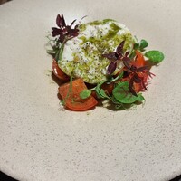 肉割烹 喰心 - トマトのカプレーゼ