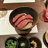 御曹司 松六家 - お肉のひつまぶし
