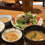 土鍋炊ごはん なかよし はなれ - 