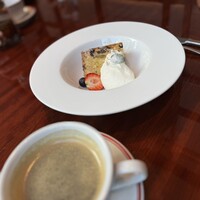 LE BISTRO - 