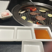 焼肉専科 肉の切り方 日本橋本店 - 