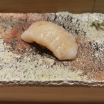 匠 進吾 - 天然の帆立