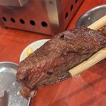 焼肉ここから - 伝説盛りのタン