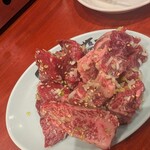 焼肉ここから - 赤ＭＩＸ盛り　カルビ、ロース、ハラミ