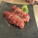 炭火焼肉・にくなべ屋 神戸びいどろ - カイノミ