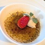 ビストロ アマファソン - ６・ほうじ茶のブリュレとメープルアイス　ほうじ茶感しっかりありました